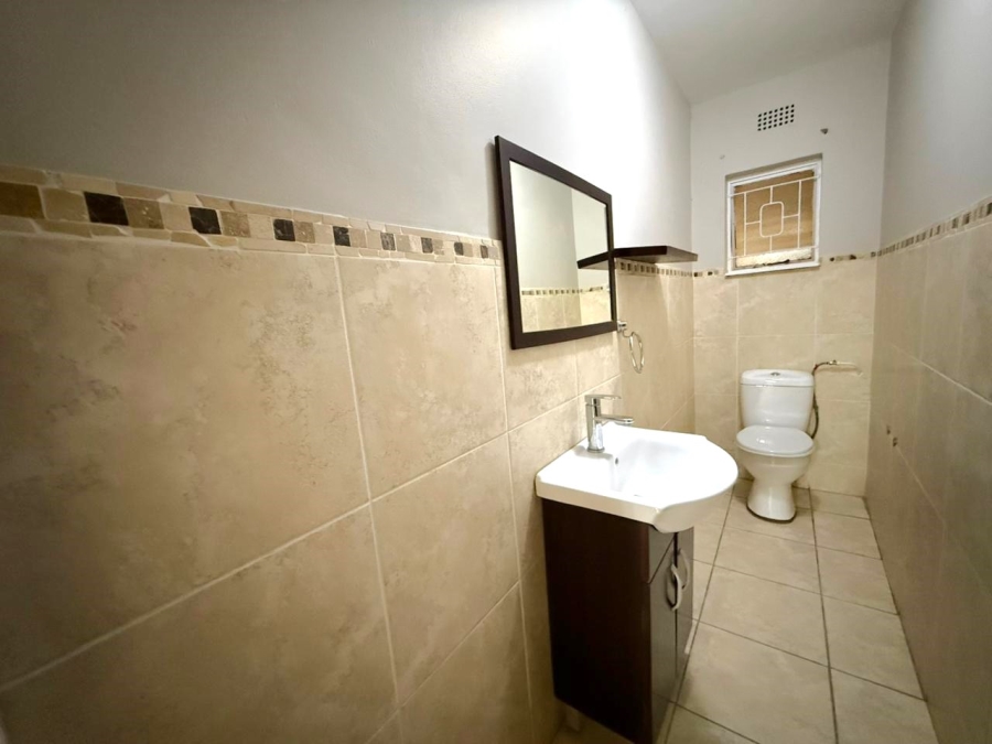 To Let 4 Bedroom Property for Rent in Dan Pienaar Free State